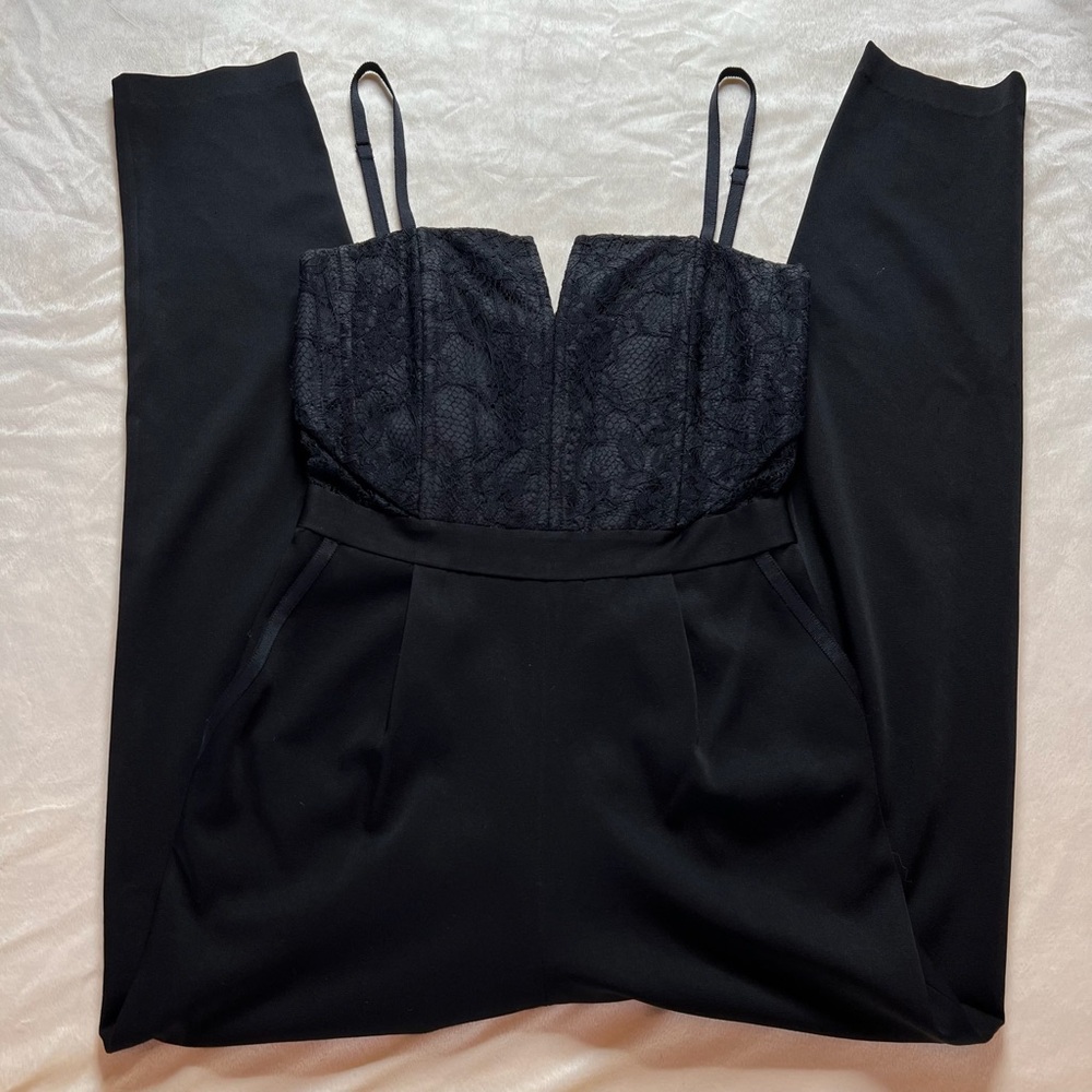 Alice + Olivia Sz 4 Black Lace Jumpsuit NWT - Picture 3 of 12